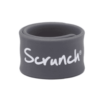 Scrunch Armbånd med navn, lysegrå